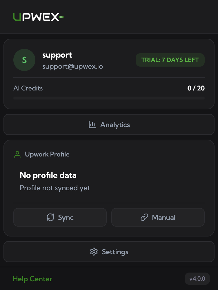 Popup розширення Upwex одразу після входу – логотип Upwex AI, картка авторизованого користувача з email і бейджем TRIAL, прогрес-бар AI Credits 0/20, кнопка Analytics, секція Upwork Profile з підписом 'No profile data – Profile not synced yet' і кнопками Sync та Manual, кнопка Settings, посилання Help Center і бейдж версії у футері